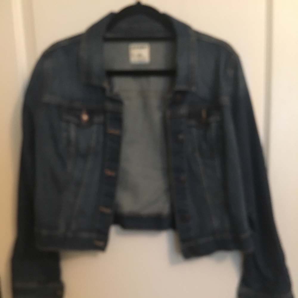 Old Navy cropped denim jacket